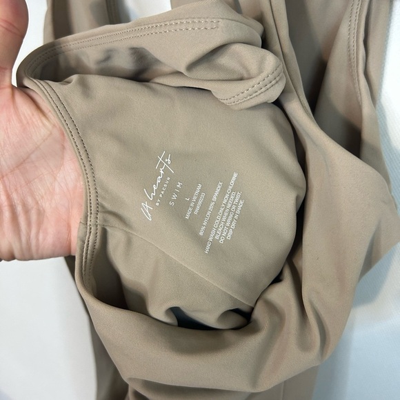 Pacsun Swim La Hearts Neutral One Piece Swimsuit Asymmetrical Open Back Large - Picture 6 of 8